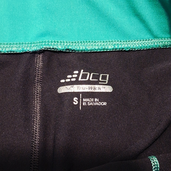 BCG | Tru-Wick | Black & Teal | Cropped Leggings | Size Small - Picture 2 of 5